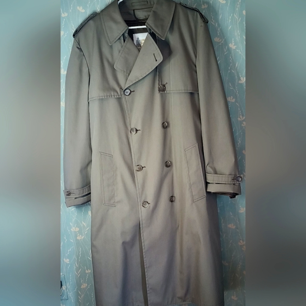 London Fog Men's Double-Breasted Trench Coat - Olive Like New